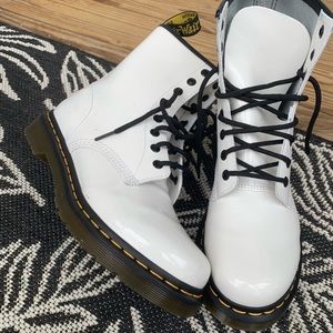 Dr Martens white